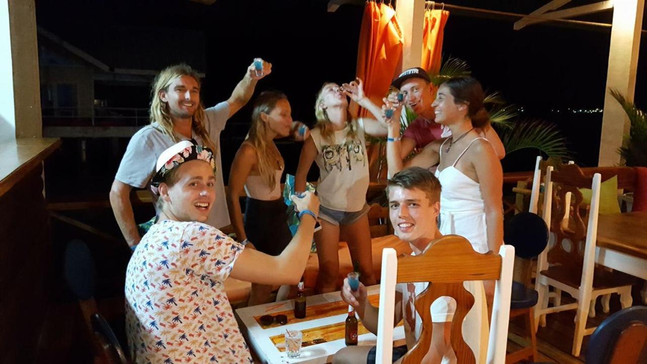Hostel Mamallena Bocas Del Toro (Adults Only) المظهر الخارجي الصورة